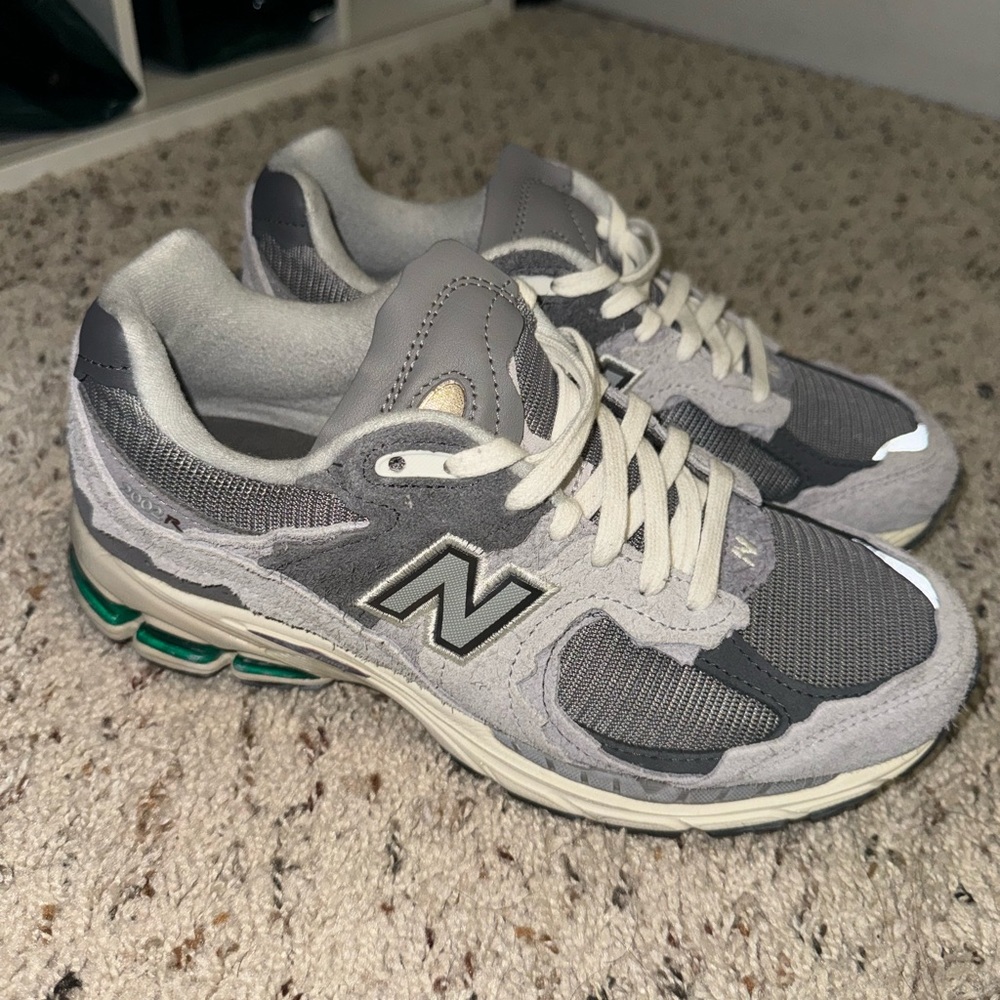 NB 2002R